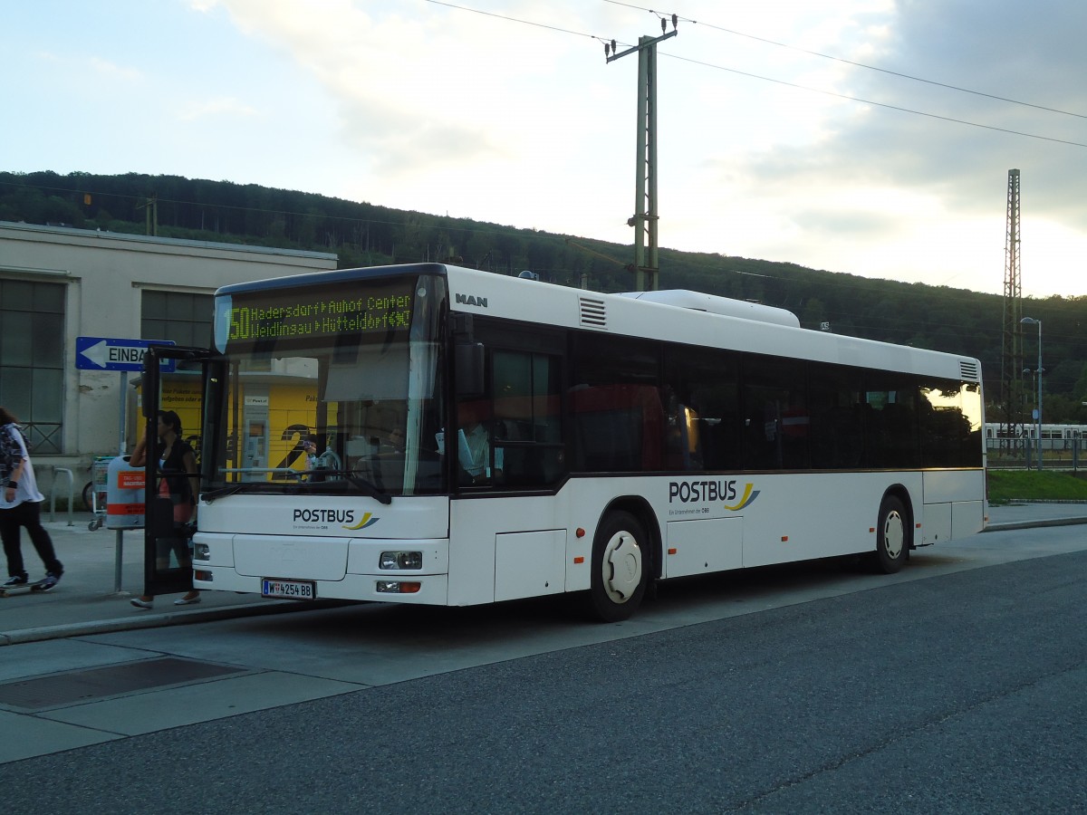 (128'478 - PostBus - W 4254 BB - MAN am 9. August 2010 in Wien, Htteldorf