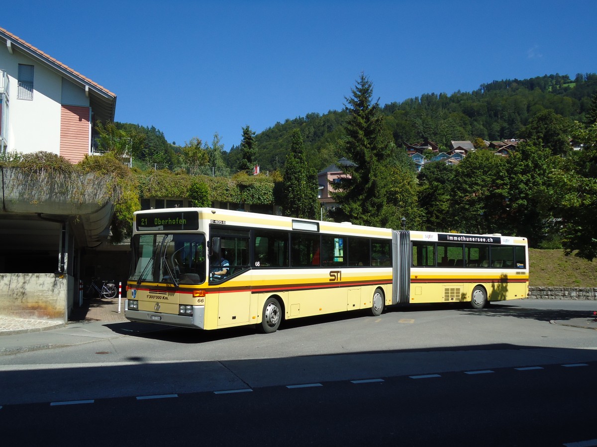 (129'191) - STI Thun - Nr. 66/BE 371'366 - Mercedes am 1. September 2010 in Oberhofen, Wichterheer