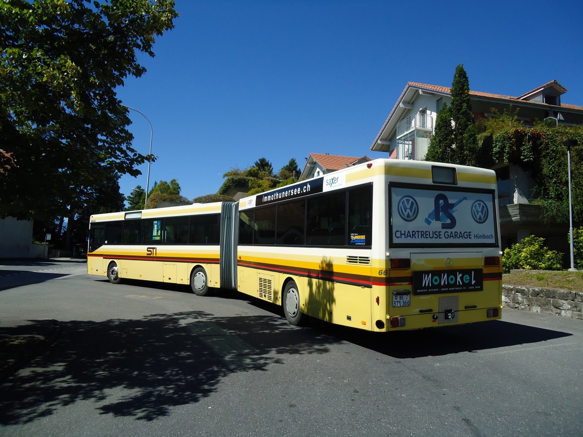 (129'197) - STI Thun - Nr. 66/BE 371'366 - Mercedes am 1. September 2010 in Oberhofen, Wichterheer