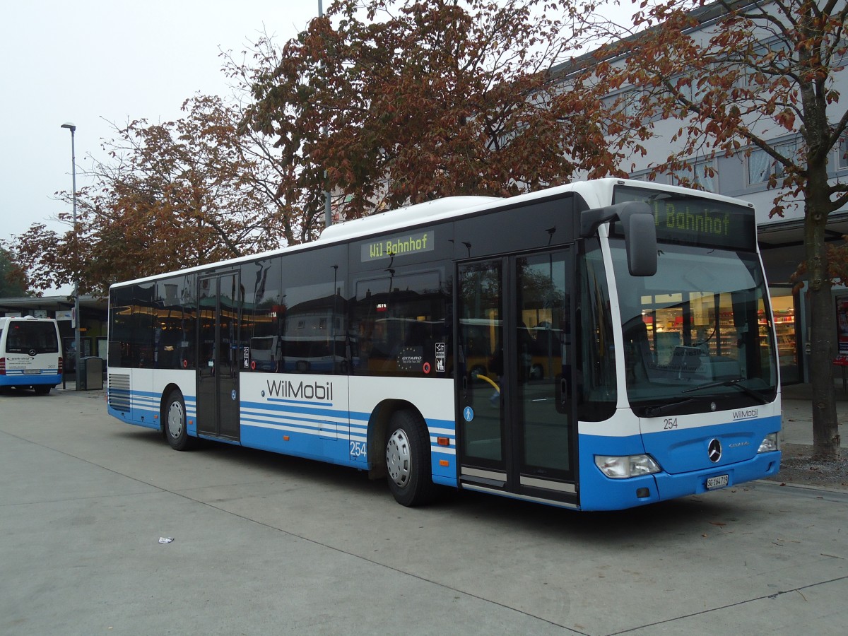 (130'399) - WilMobil, Wil - Nr. 254/SG 164'719 - Mercedes am 13. Oktober 2010 beim Bahnhof Wil