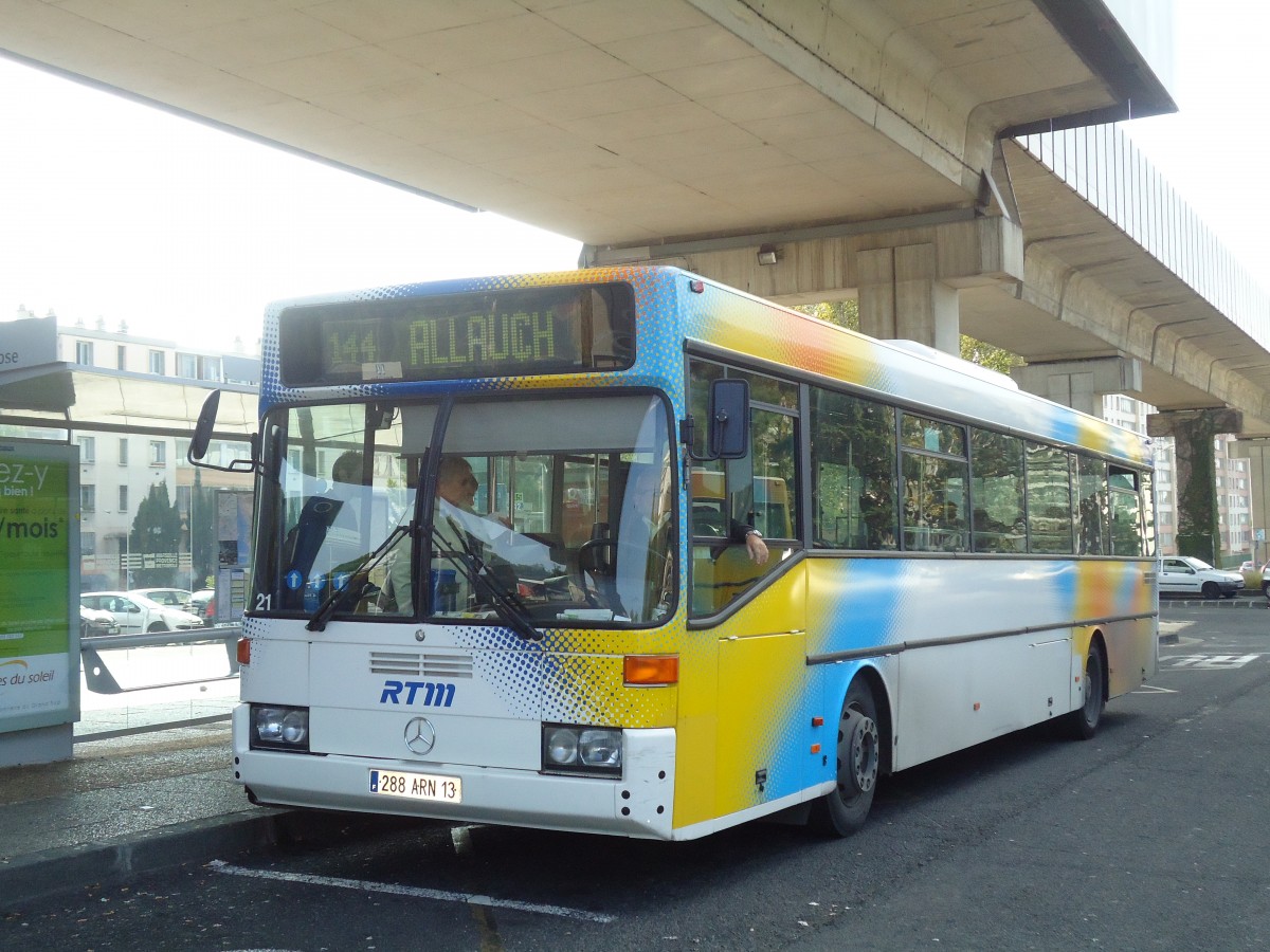 (130'559) - RTM Marseille - Nr. 21/288 ARN 13 - Mercedes am 15. Oktober 2010 in Marseille, La Rose