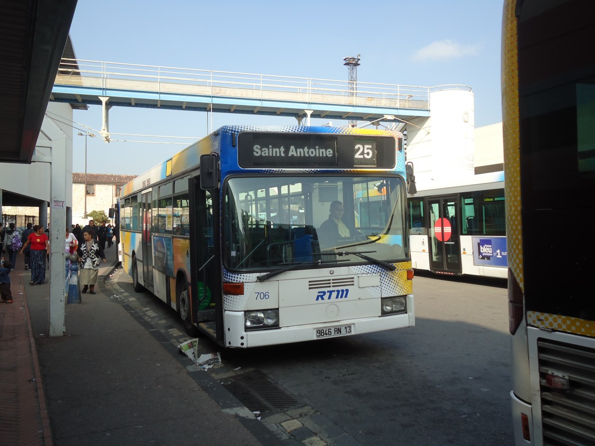 (130'614) - RTM Marseille - Nr. 706/9846 RN 13 - Mercedes am 15. Oktober 2010 in Marseille, Bougainville