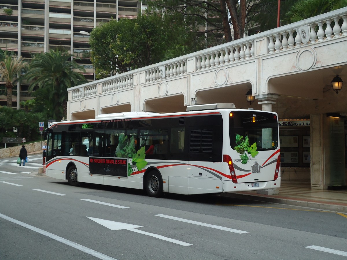 (130'635) - CAM Monaco - Nr. 102/2536 - Van Hool am 16. Oktober 2010 in Monaco, Casino