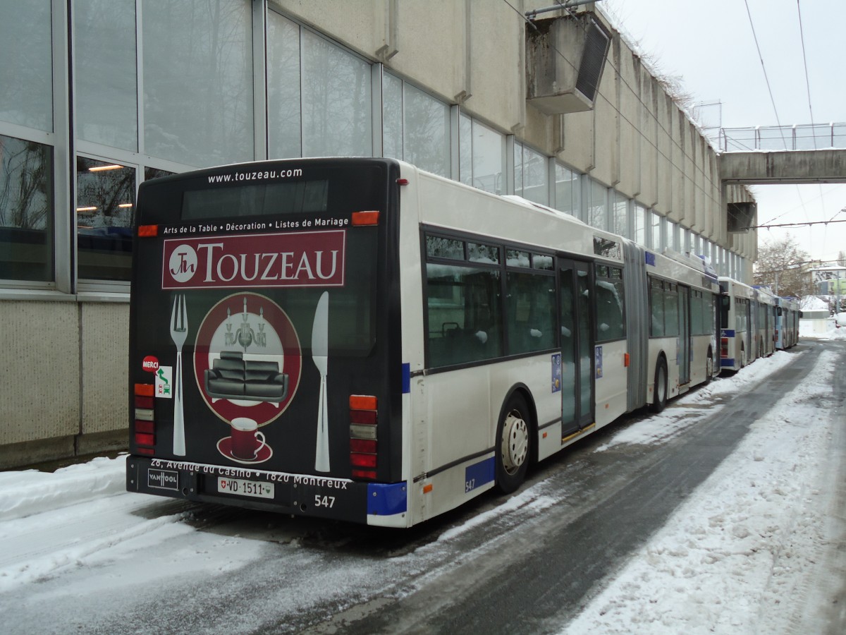 (131'215) - TL Lausanne - Nr. 547/VD 1511 - Van Hool am 5. Dezember 2010 in Lausanne, Dpt Borde