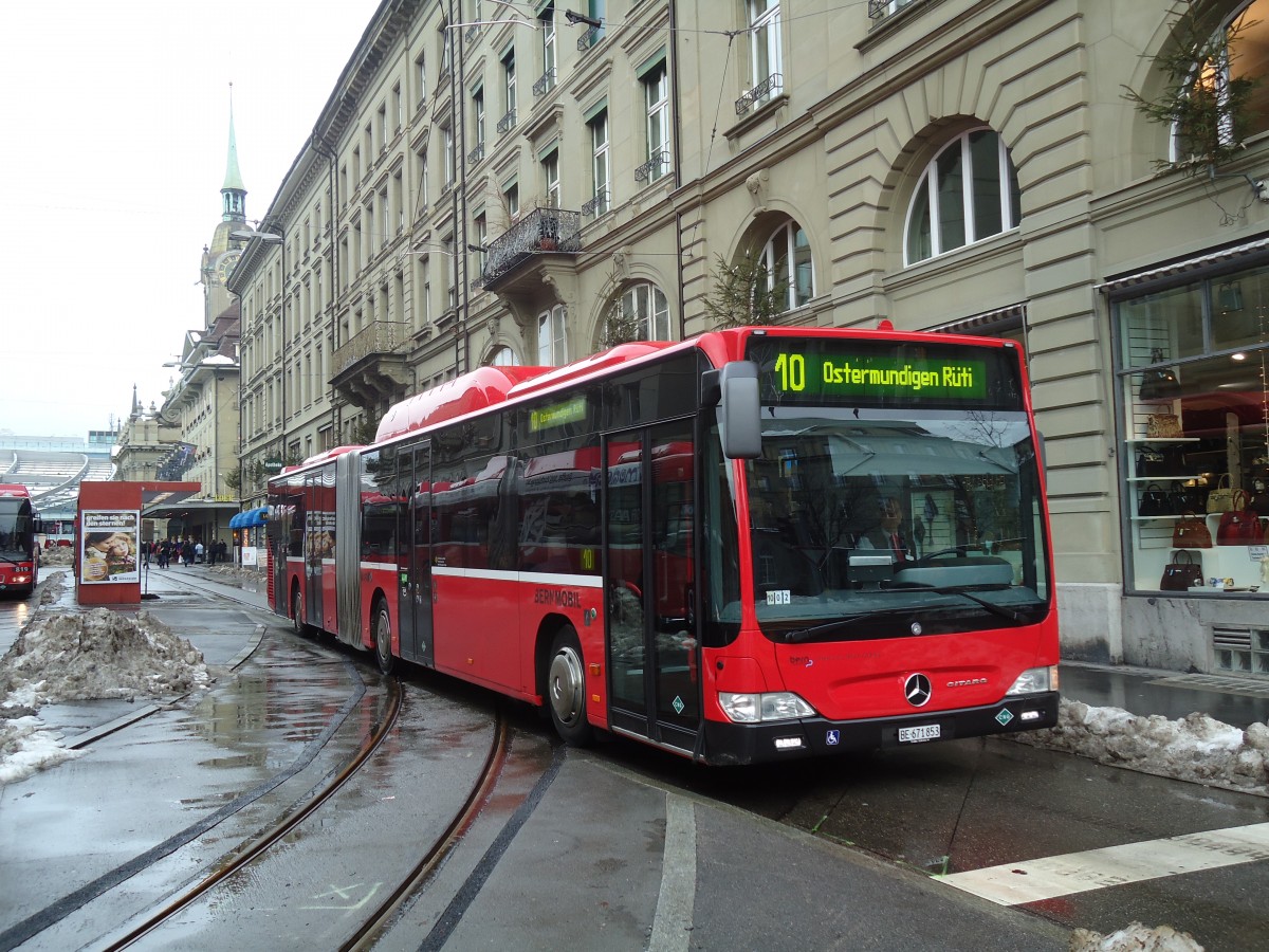 (131'361) - Bernmobil, Bern - Nr. 853/BE 671'853 - Mercedes am 7. Dezember 2010 beim Bahnhof Bern