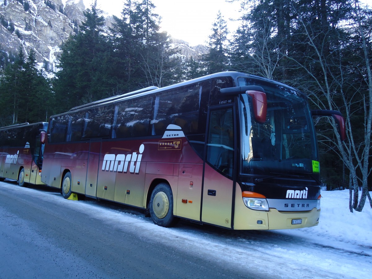 (132'110) - Marti, Kallnach - Nr. 15/BE 572'215 - Setra am 8. Januar 2011 in Adelboden, Unter dem Birg