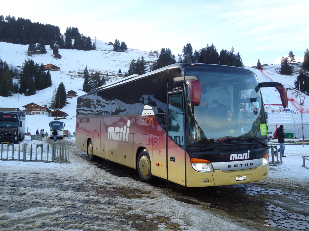 (132'167) - Marti, Kallnach - Nr. 9/BE 572'209 - Setra am 8. Januar 2011 in Adelboden, Weltcup