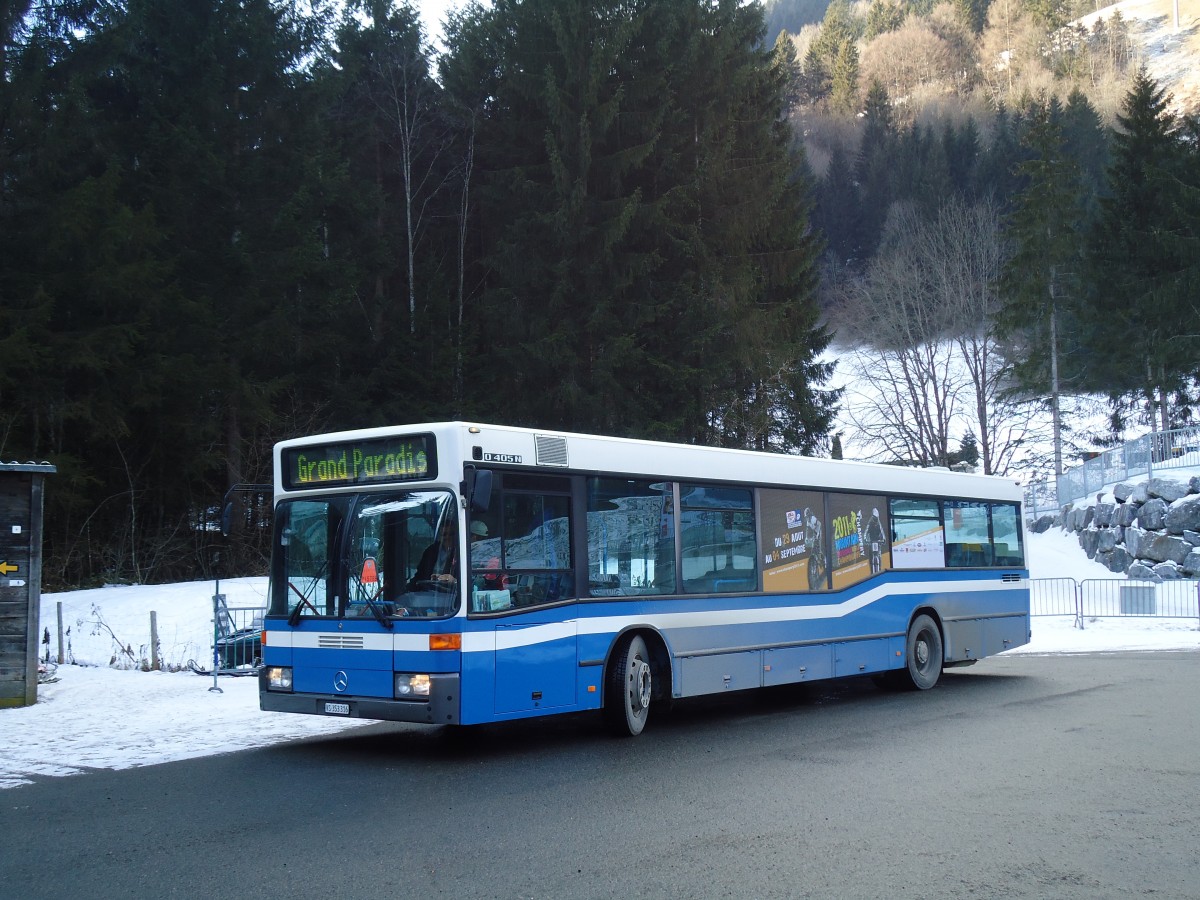 (132'385) - TPC Aigle - VS 353'316 - Mercedes (ex VBL Luzern Nr. 557; ex Gowa, Luzern Nr. 57) am 22. Januar 2011 in Champry, Petit Paradis