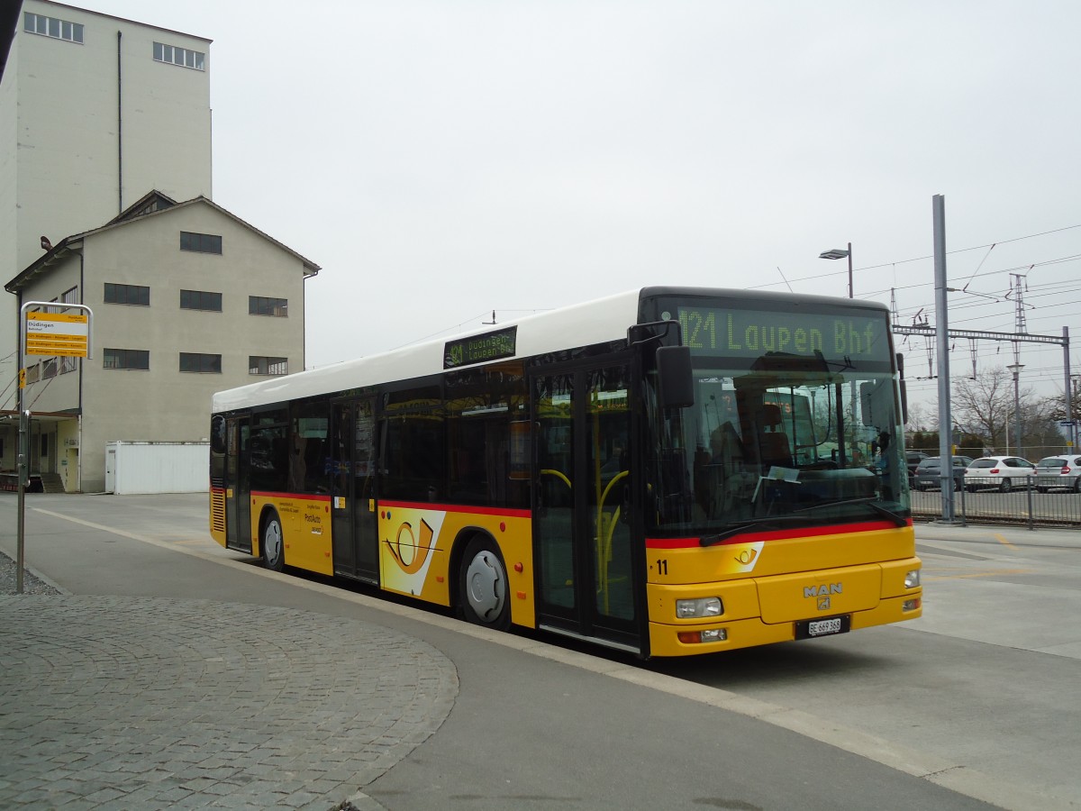 (132'727) - Klopfstein, Laupen - Nr. 11/BE 669'368 - MAN (ex STB Laupen Nr. 33) am 7. Mrz 2011 beim Bahnhof Ddingen