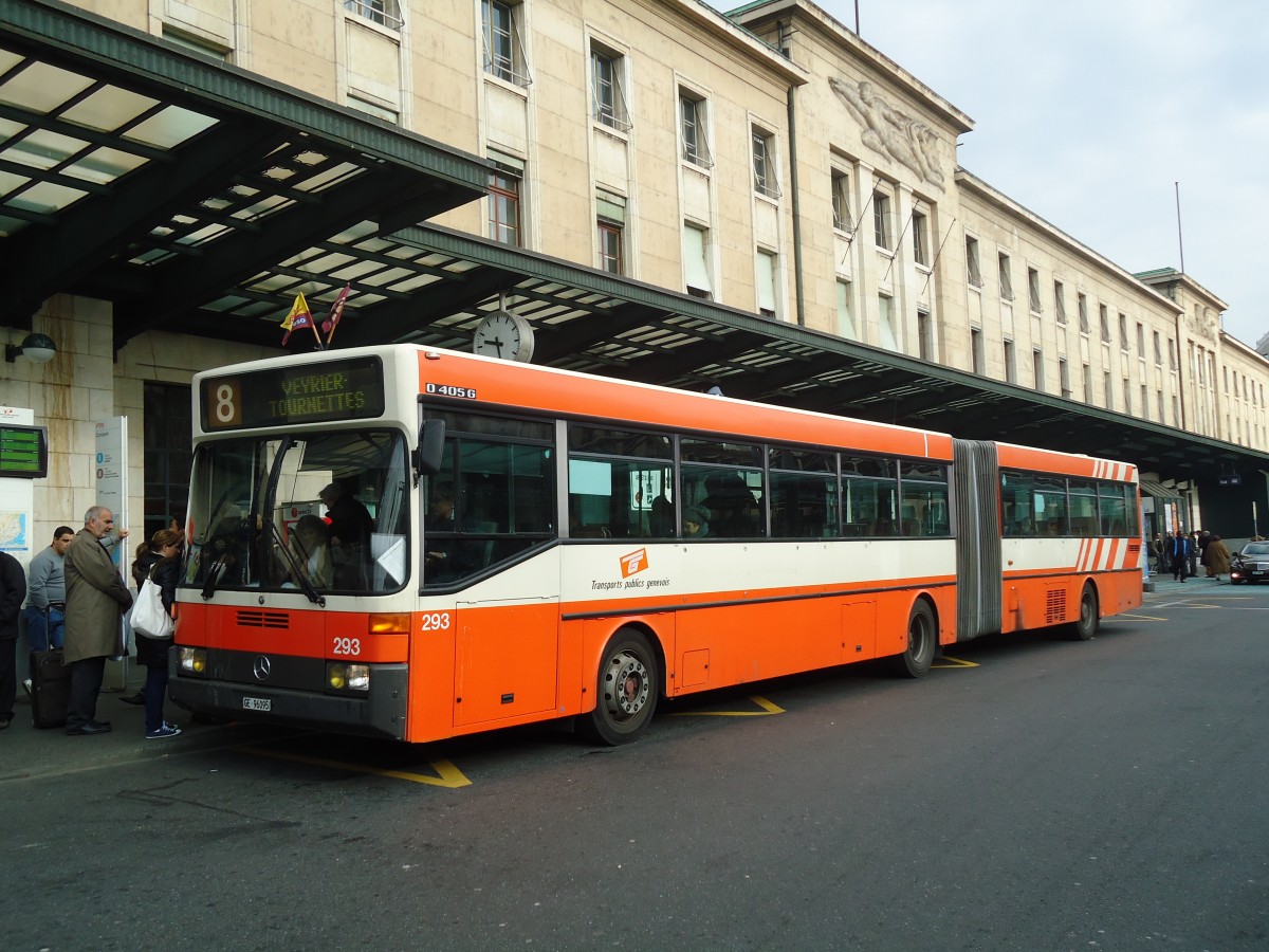 (132'816) - TPG Genve - Nr. 293/GE 96'095 - Mercedes am 10. Mrz 2011 beim Bahnhof Genve