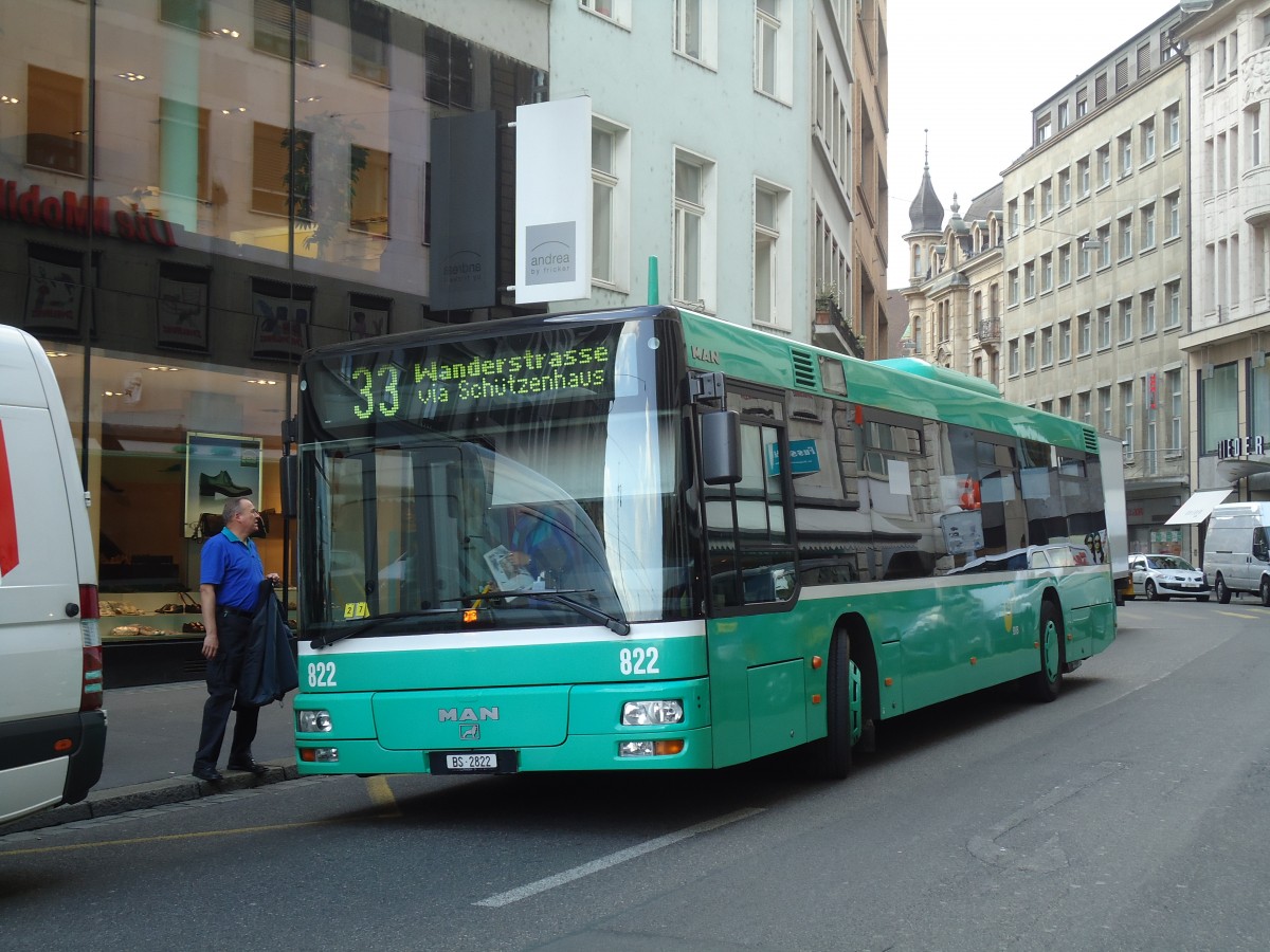 (133'695) - BVB Basel - Nr. 822/BS 2822 - MAN am 16. Mai 2011 in Basel, Schifflnde