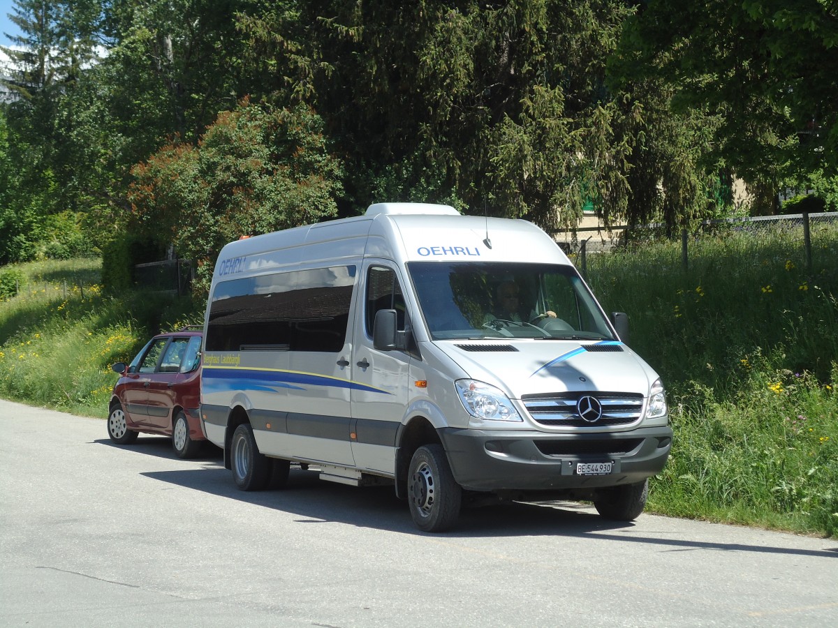 (133'928) - Oehrli, Lenk - BE 544'930 - Mercedes am 30. Mai 2011 beim Bahnhof Lenk