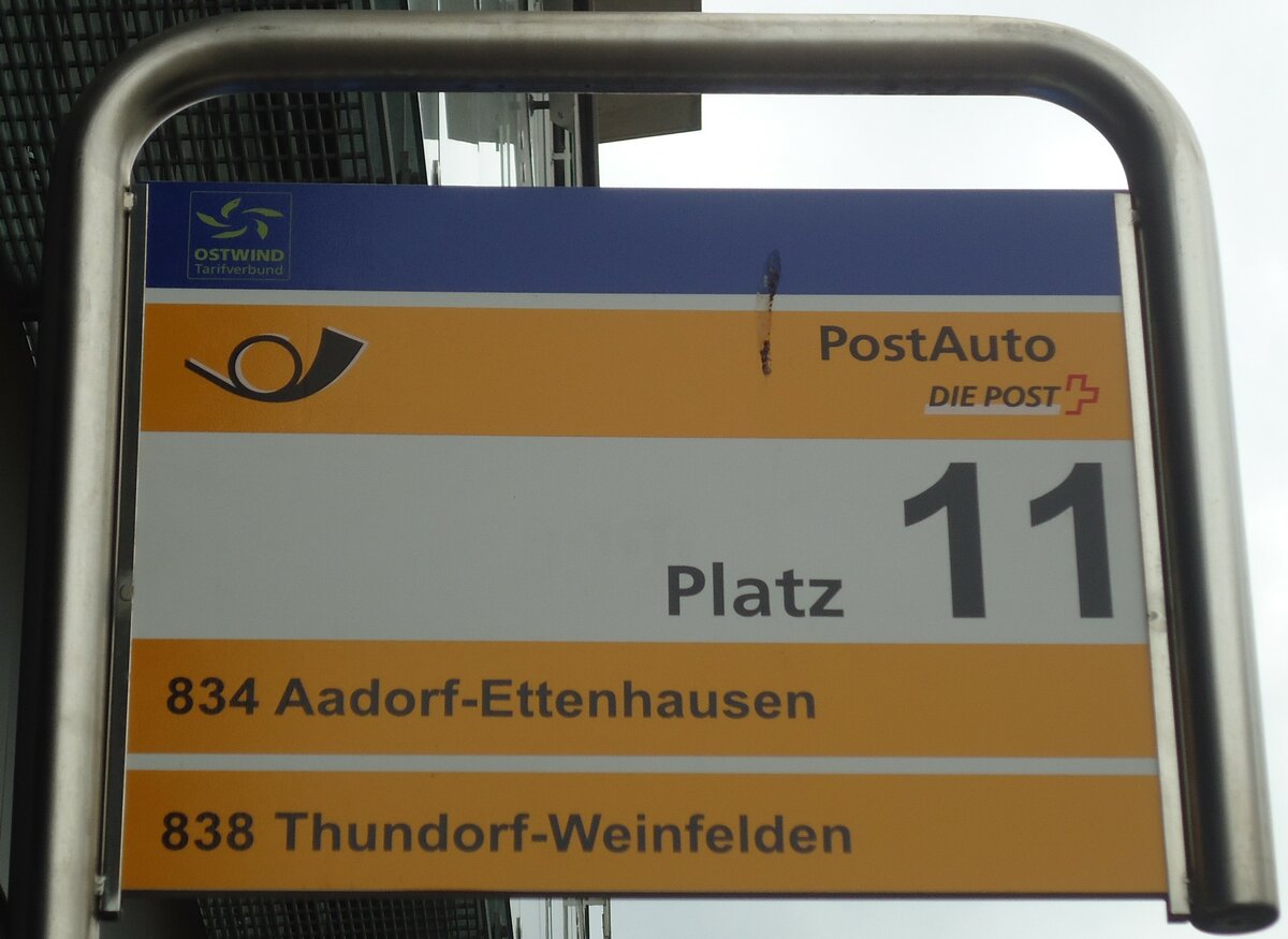 (134'938) - PostAuto-Haltestellenschild - Frauenfeld, Bahnhof - am 10. Juli 2011