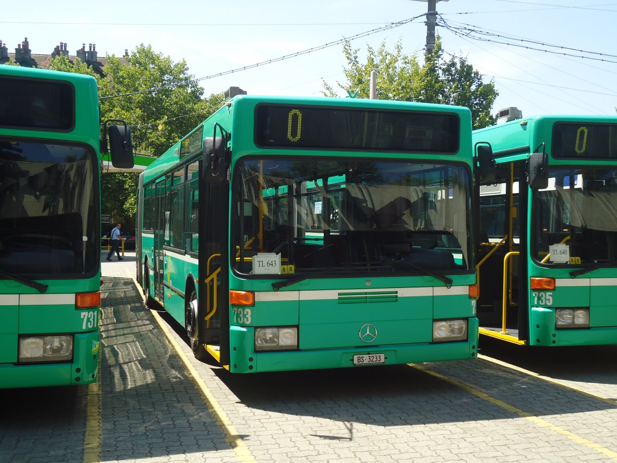 (135'072) - TL Lausanne (BVB 733) - Nr. 643/BS 3233 - Mercedes (ex VAG Freiburg/D Nr. 930) am 12. Juli 2011 in Lausanne, Dpt Borde