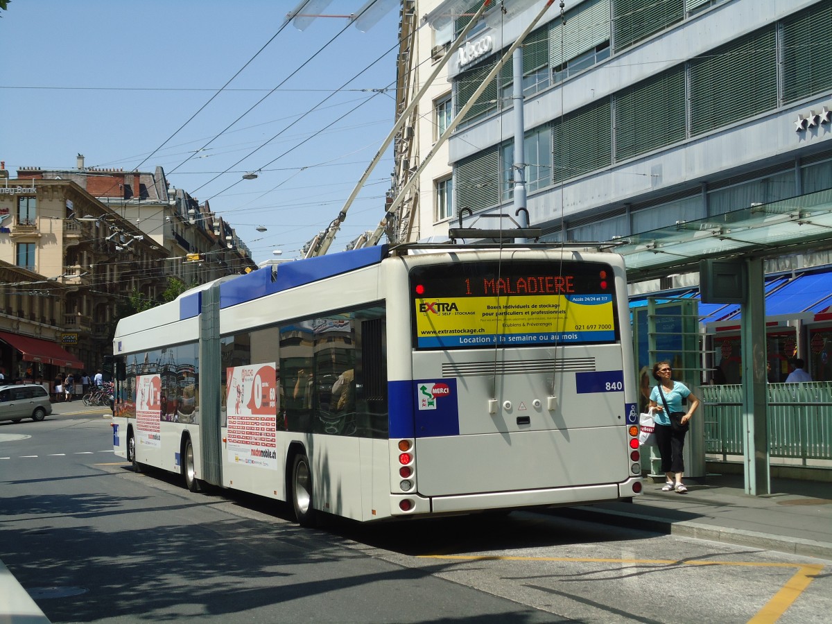 (135'109) - TL Lausanne - Nr. 840 - Hess/Hess Gelenktrolleybus am 12. Juli 2011 beim Bahnhof Lausanne