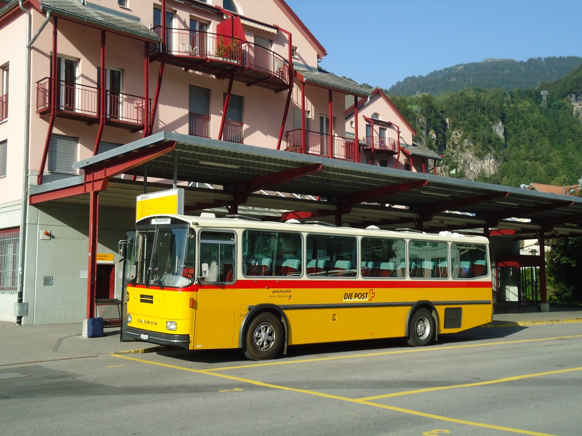 (135'751) - AVG Meiringen - Nr. 74/BE 607'481 - Saurer/R&J (ex P 24'357) am 21. August 2011 in Meiringen, Postautostation