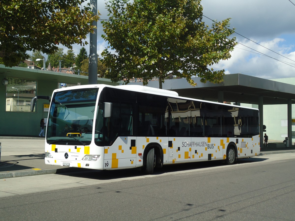 (135'925) - SB Schaffhausen - Nr. 19/SH 54'319 - Mercedes am 14. September 2011 beim Bahnhof Schaffhausen