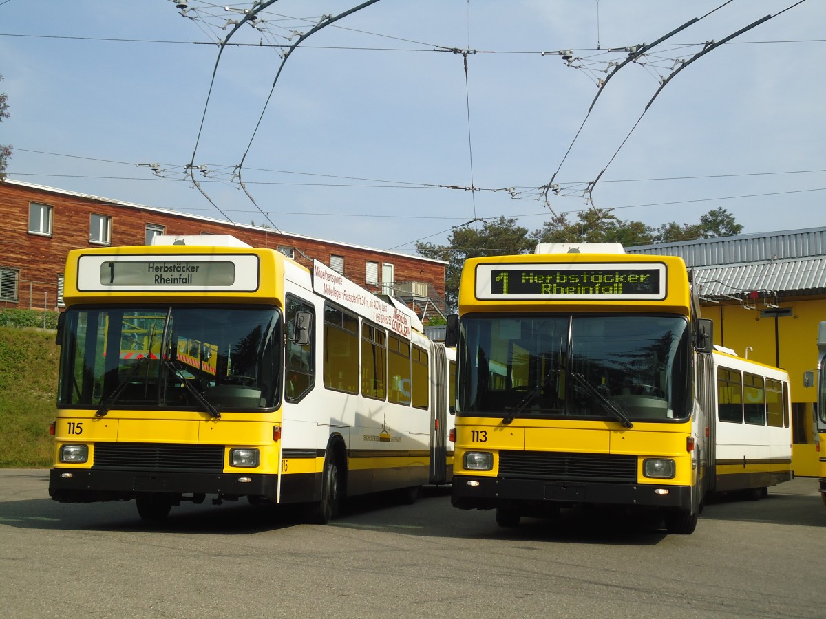 (136'069) - VBSH Schaffhausen - Nr. 115 + Nr. 113 - NAW/Hess Gelenktrolleybusse am 25. September 2011 in Schaffhausen, Busdepot