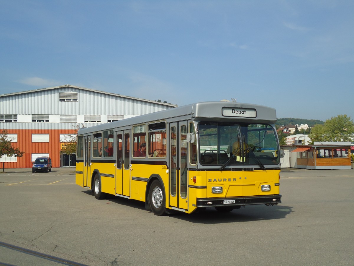 (136'137) - Wanner, Schleitheim - SH 58'045 - Saurer/Hess (ex Ruklic, Schaffhausen; ex VBSH Schaffhausen Nr. 40; ex VBSH Schaffhausen Nr. 19) am 25. September 2011 in Schaffhausen, Majorenacker