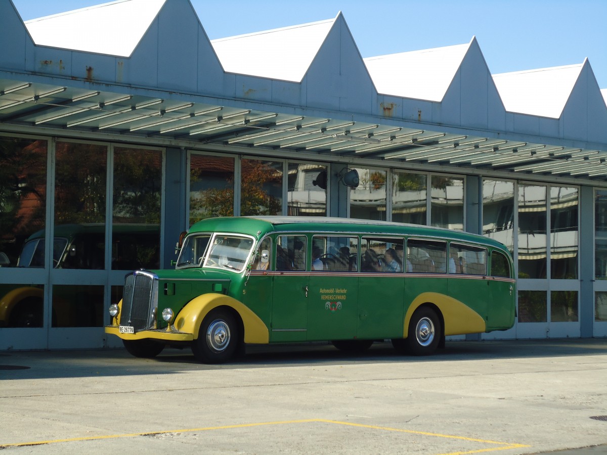 (136'259) - STI Thun - Nr. 15/BE 26'776 - Saurer/Gangloff (ex AvH Heimenschwand Nr. 5) am 1. Oktober 2011 in Thun, Garage