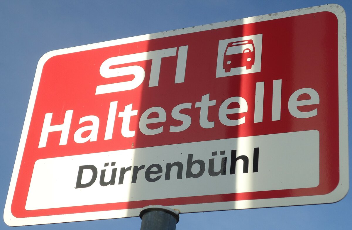 (136'819) - STI-Haltestellenschild - Uebeschi, Drrenbhl - am 22. November 2011