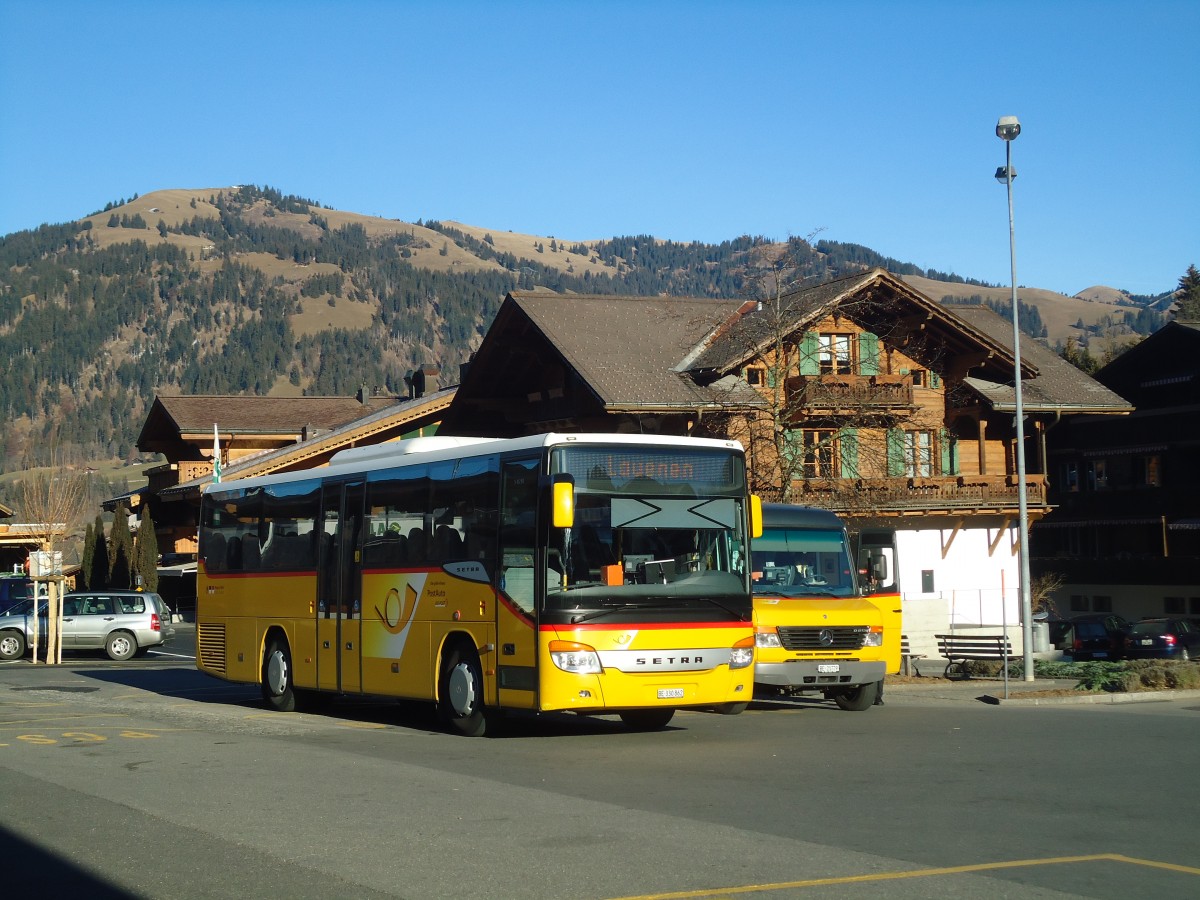 (136'998) - Kbli, Gstaad - BE 330'862 - Setra am 25. November 2011 beim Bahnhof Gstaad