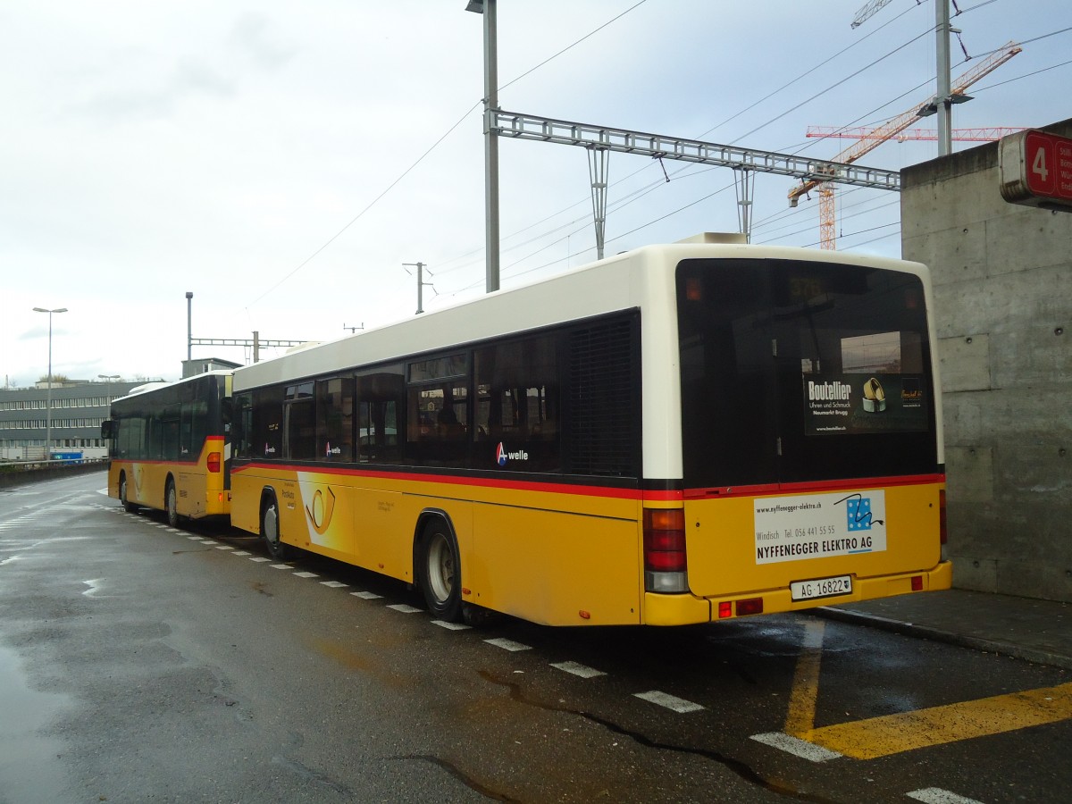 (137'211) - Voegtlin-Meyer, Brugg - Nr. 89/AG 16'822 - Volvo/Hess am 14. Dezember 2011 beim Bahnhof Brugg