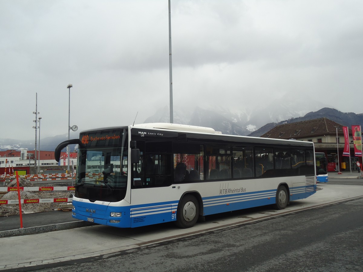 (137'949) - RTB Altsttten - Nr. 91/SG 337'560 - MAN am 5. Mrz 2012 beim Bahnhof Sargans (Einsatz BSW)