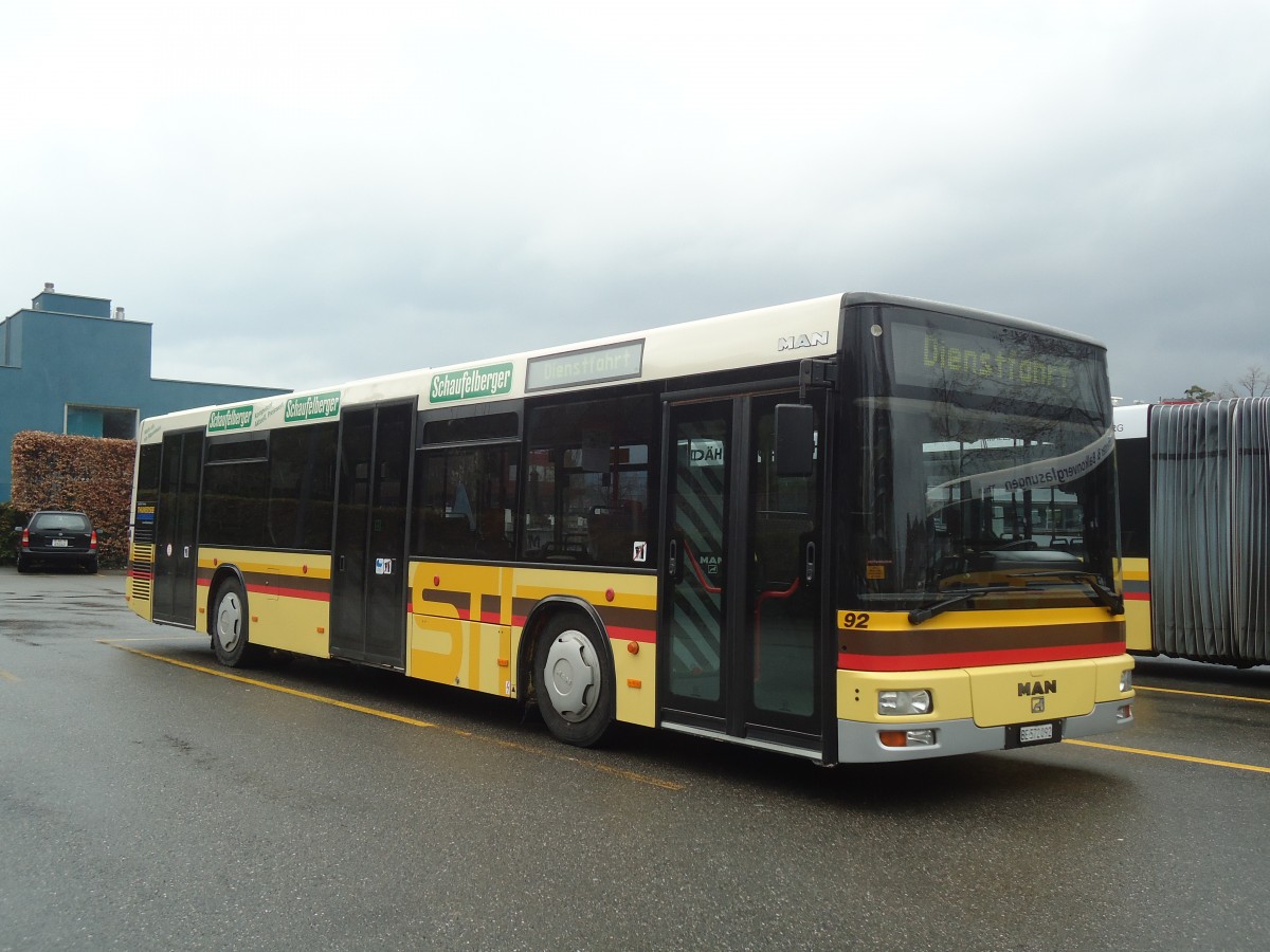 (138'532) - STI Thun - Nr. 92/BE 572'092 - MAN am 15. April 2012 bei der Schifflndte Thun