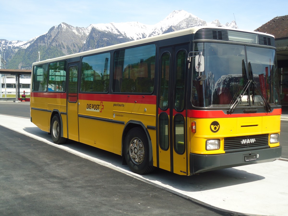 (138'941) - PostAuto Graubnden (Rtrobus) - NAW/Hess (ex P 24'428) am 17. Mai 2012 beim Bahnhof Sargans