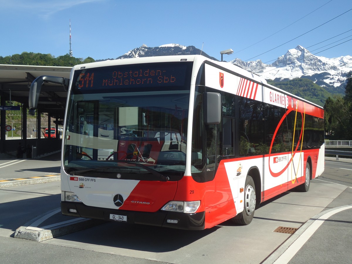 (138'973) - Niederer, Filzbach - Nr. 29/GL 340 - Mercedes am 17. Mai 2012 beim Bahnhof Ziegelbrcke