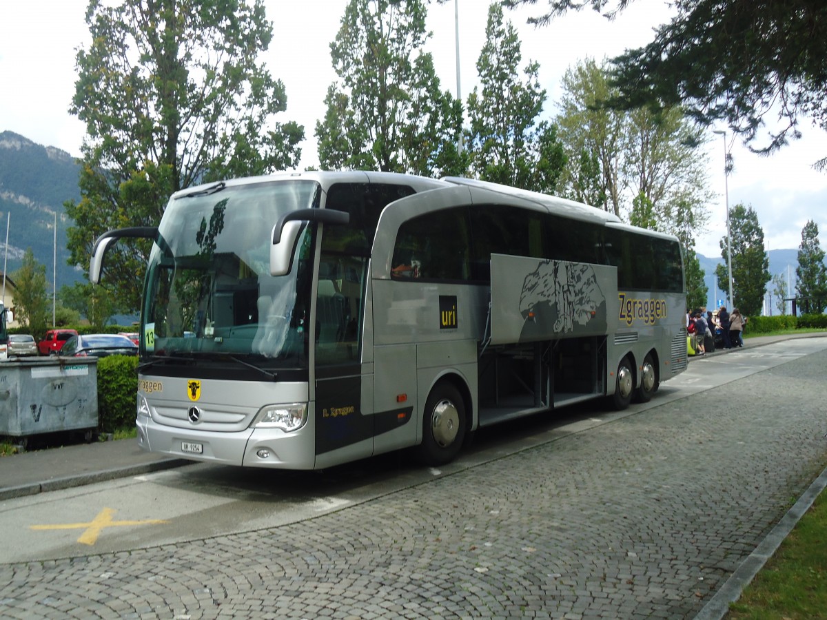 (139'434) - Zgraggen, Schattdorf - UR 9254 - Mercedes am 11. Juni 2012 beim Bahnhof Flelen