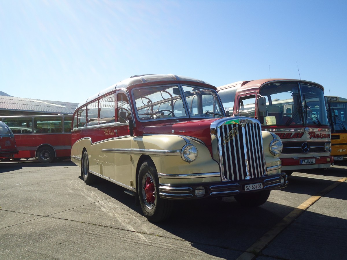 (139'496) - Rllin, Hirzel - SZ 60'708 - FBW/FHS (ex Flckiger, Rickenbach; ex Rieben, Aesch; ex Pfister, Thrnen) am 16. Juni 2012 in Hinwil, AMP