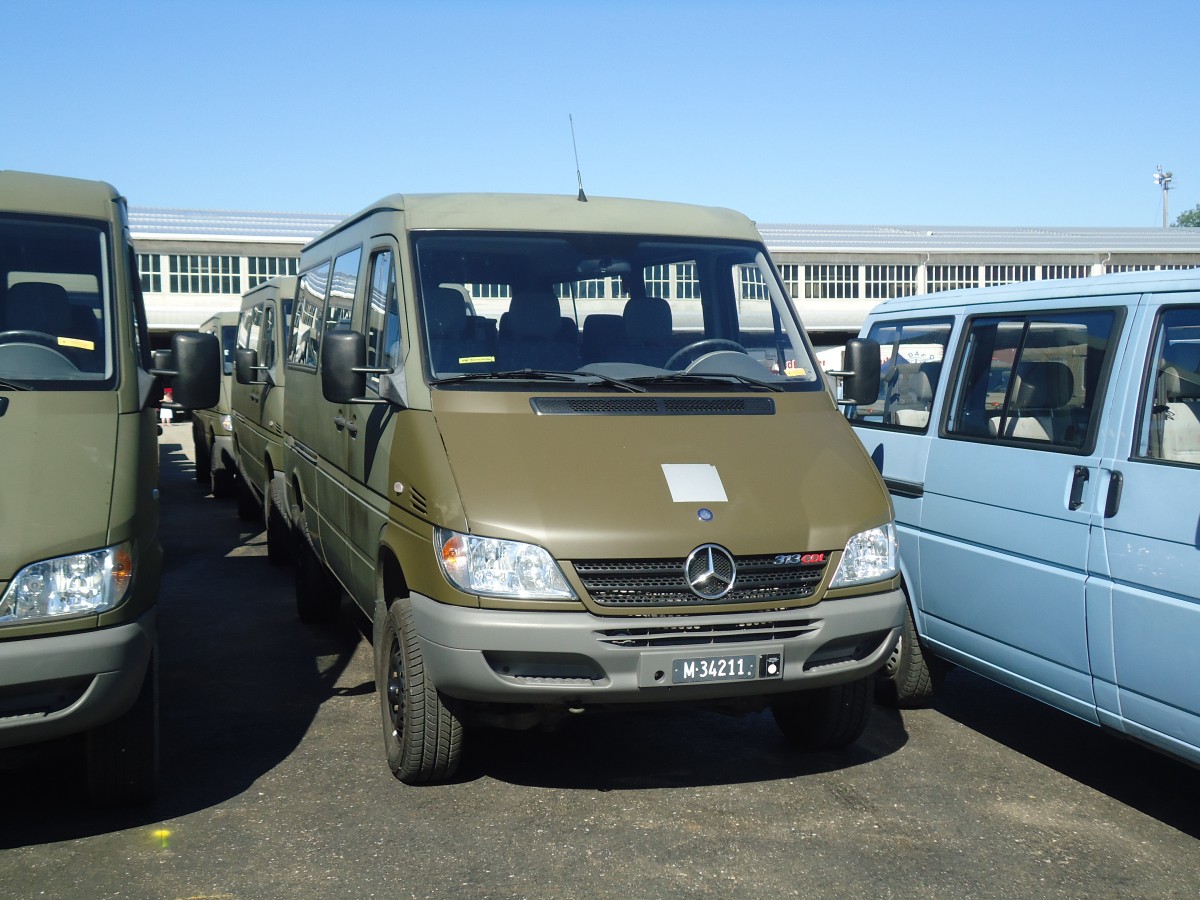 (139'606) - Schweizer Armee - M+34'211 - Mercedes am 16. Juni 2012 in Hinwil, AMP