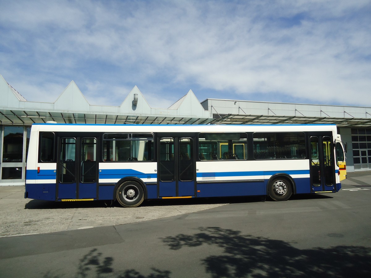 (140'015) - Ruklic, Schaffhausen - SH 17'473 - NAW/Hess (ex ZVB Zug Nr. 103; ex ZVB Zug Nr. 93) am 24. Juni 2012 in Thun, Garage STI