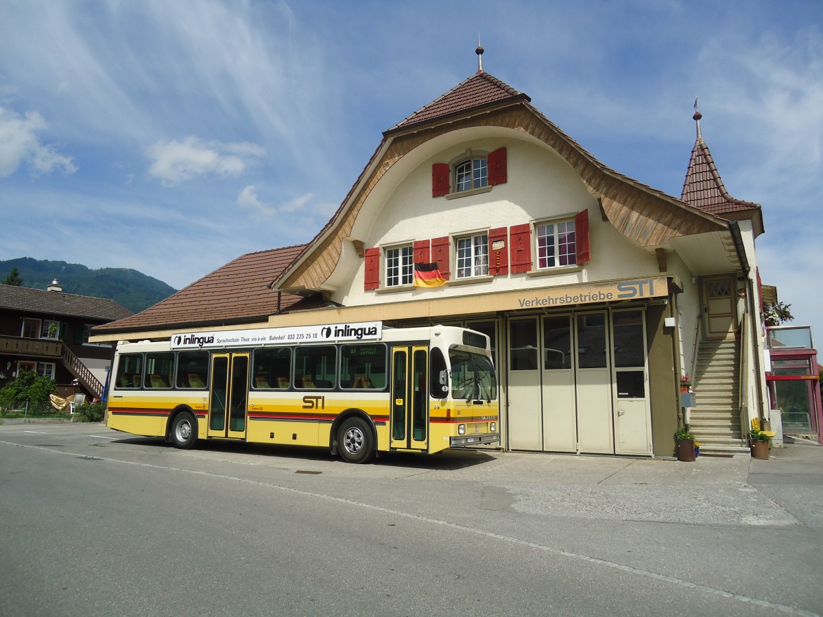 (140'022) - STI Thun - Nr. 52/BE 396'552 - Saurer/R&J am 24. Juni 2012 in Blumenstein, Garage