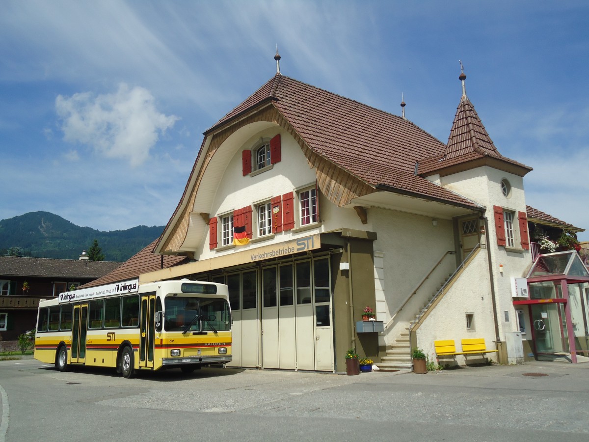 (140'024) - STI Thun - Nr. 52/BE 396'552 - Saurer/R&J am 24. Juni 2012 in Blumenstein, Garage