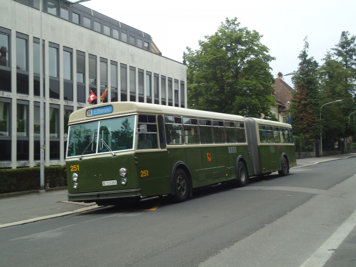 (140'108) - SVB Bern (TVB) - Nr. 251/BE 113'251 - FBW/SWS-R&J am 24. Juni 2012 in Bern, Petruskirche