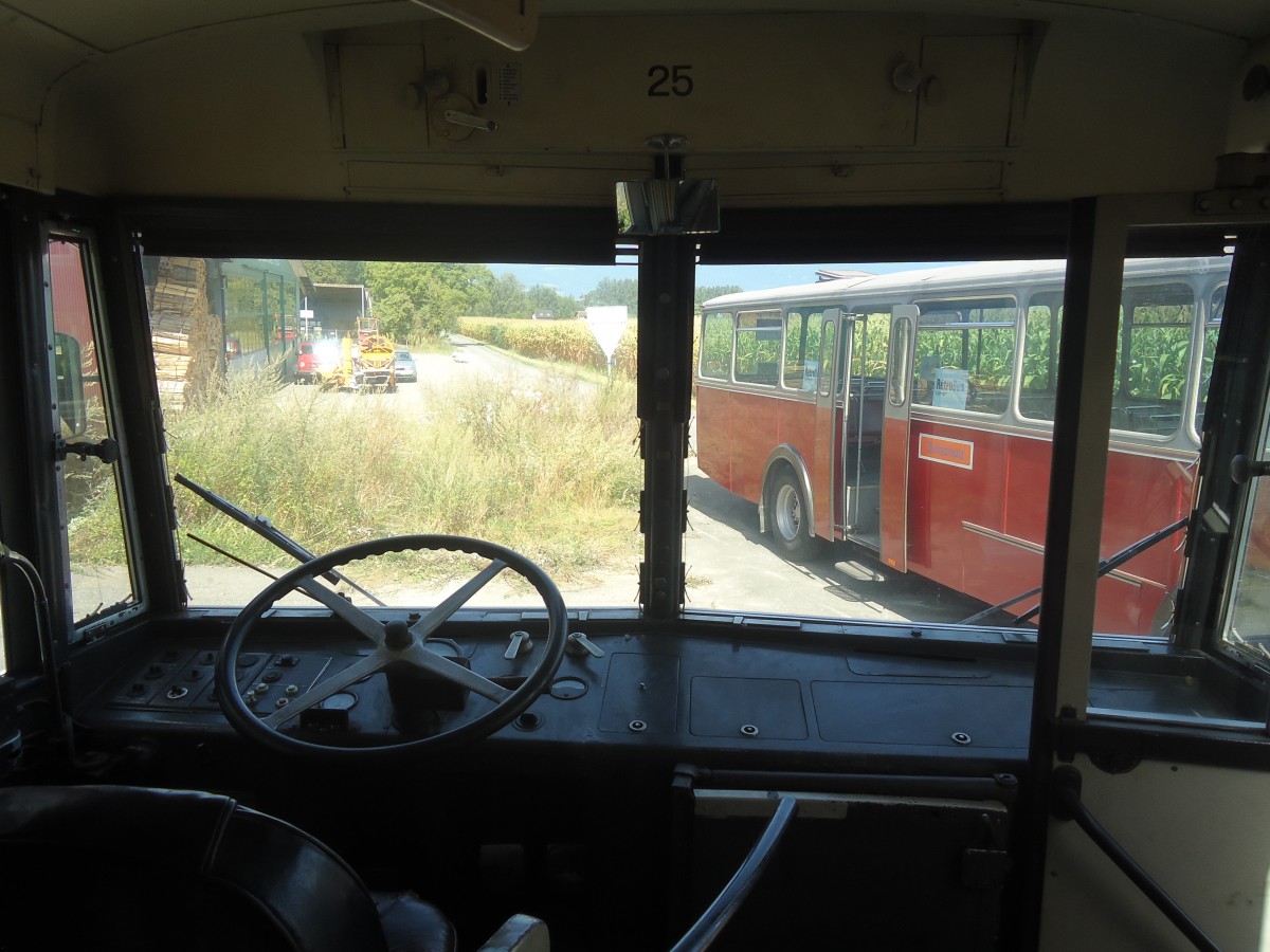 (141'284) - VW Winterthur (TVS) - Nr. 25 - Saurer/Saurer Trolleybus am 19. August 2012 in Yvonand, Halle TVS (Innenaufnahme)