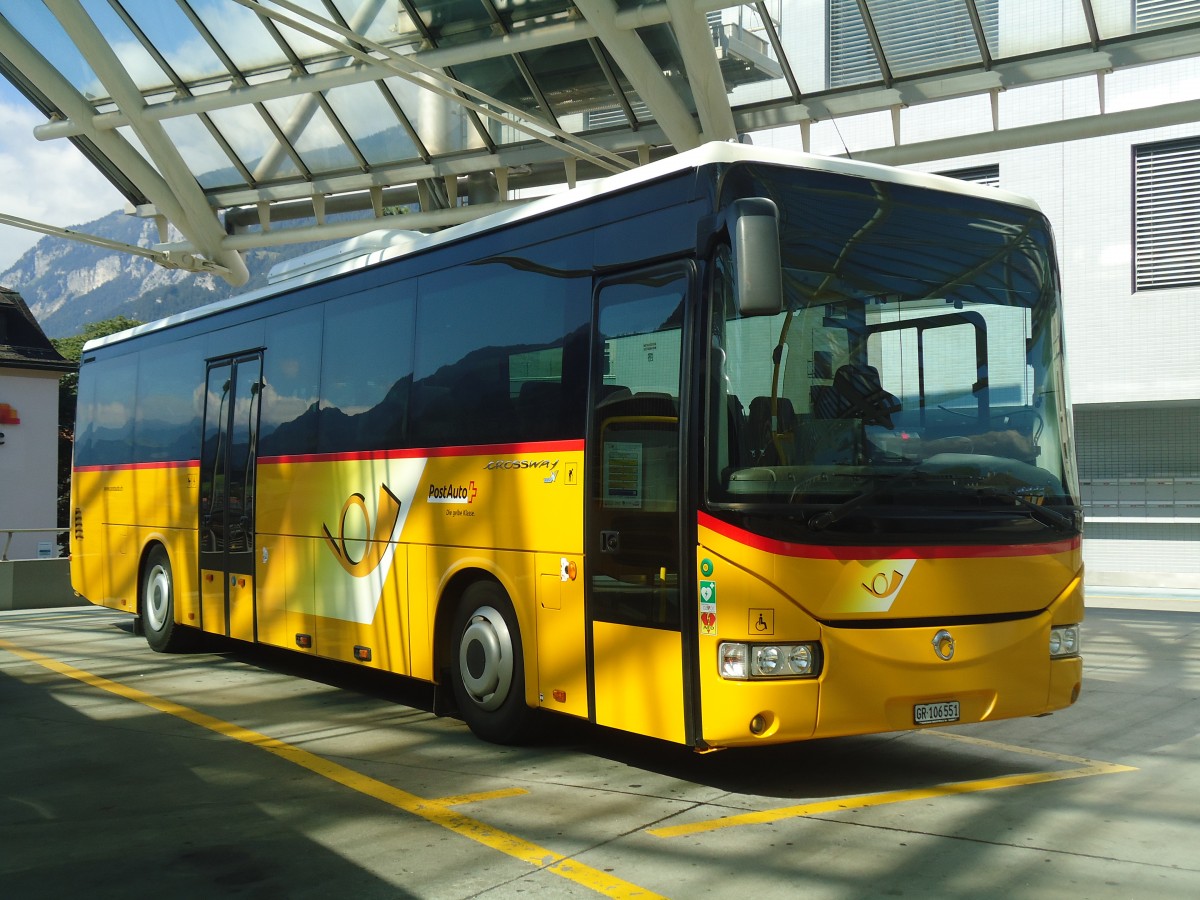 (141'776) - PostAuto Graubnden - GR 106'551 - Irisbus am 15. September 2012 in Chur, Postautostation