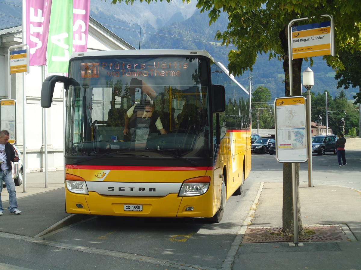 (141'784) - Gessinger, Bad Ragaz - SG 1558 - Setra am 15. September 2012 beim Bahnhof Bad Ragaz