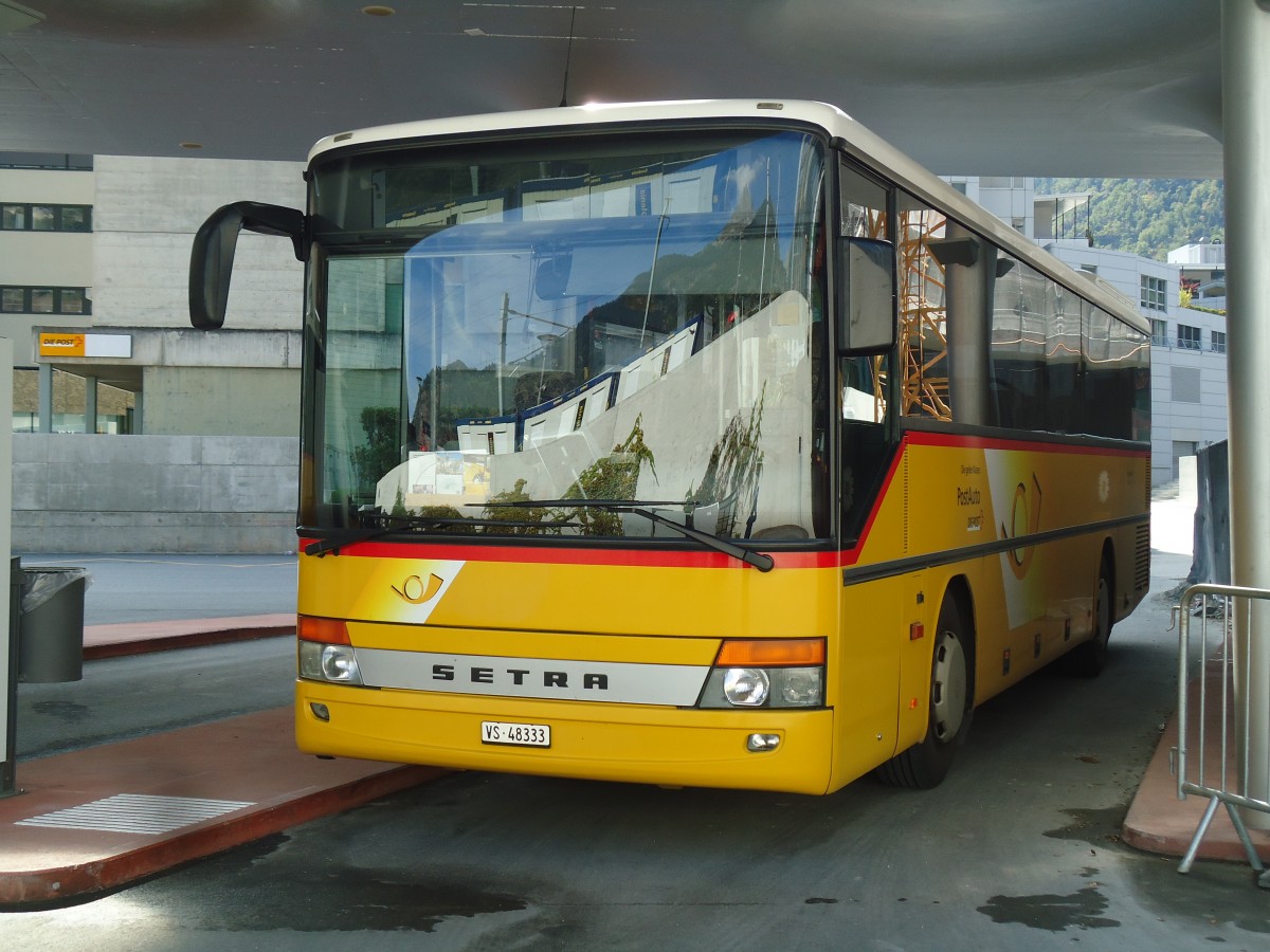 (141'820) - Autotour, Visp - VS 48'333 - Setra am 23. September 2012 beim Bahnhof Visp