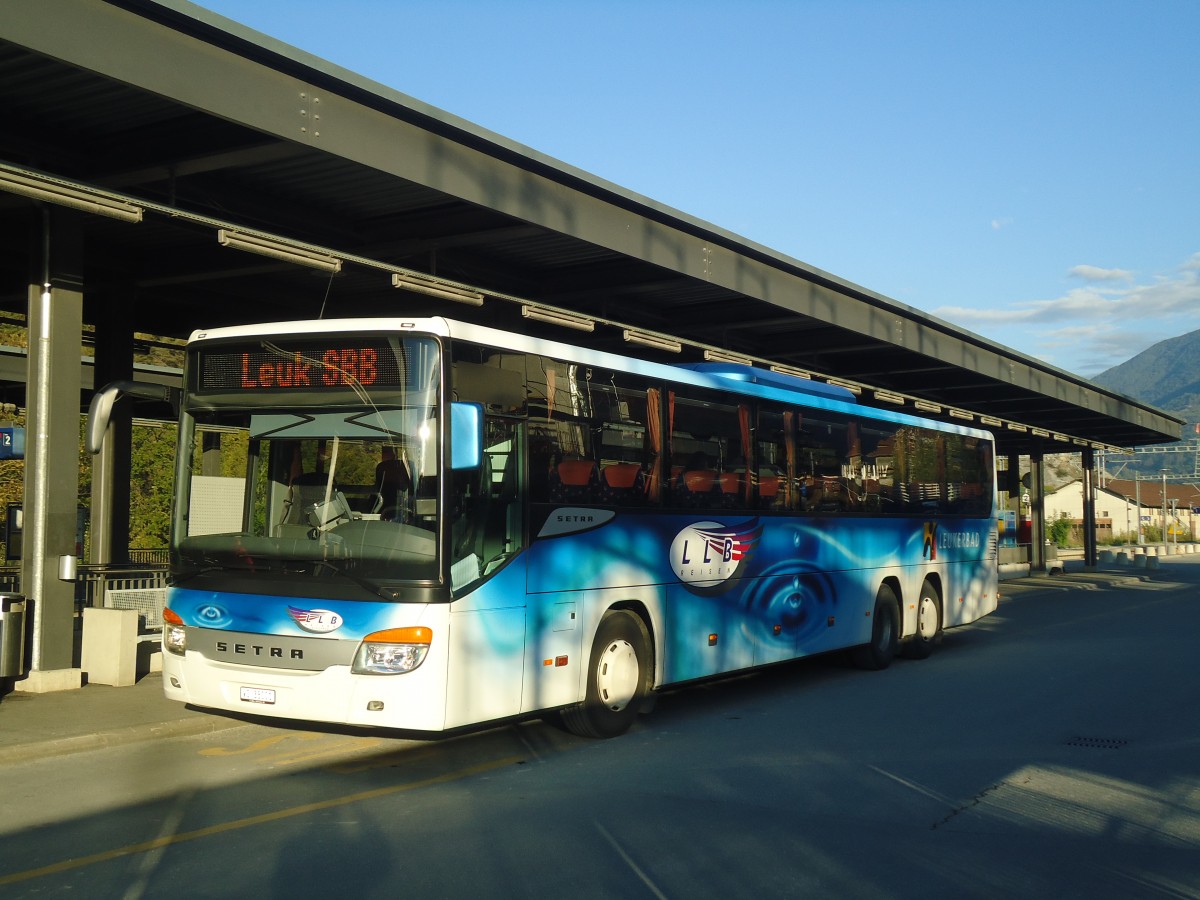 (141'890) - LLB Susten - Nr. 1/VS 38'001 - Setra am 1. Oktober 2012 beim Bahnhof Leuk