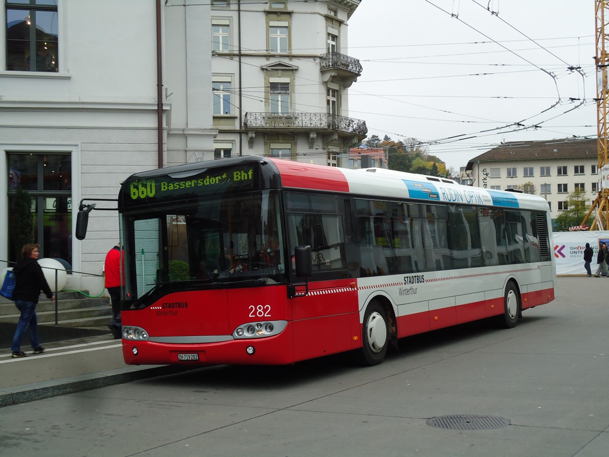 (142'105) - SW Winterthur - Nr. 282/ZH 719'282 - Solaris am 24. Oktober 2012 beim Hauptbahnhof Winterthur