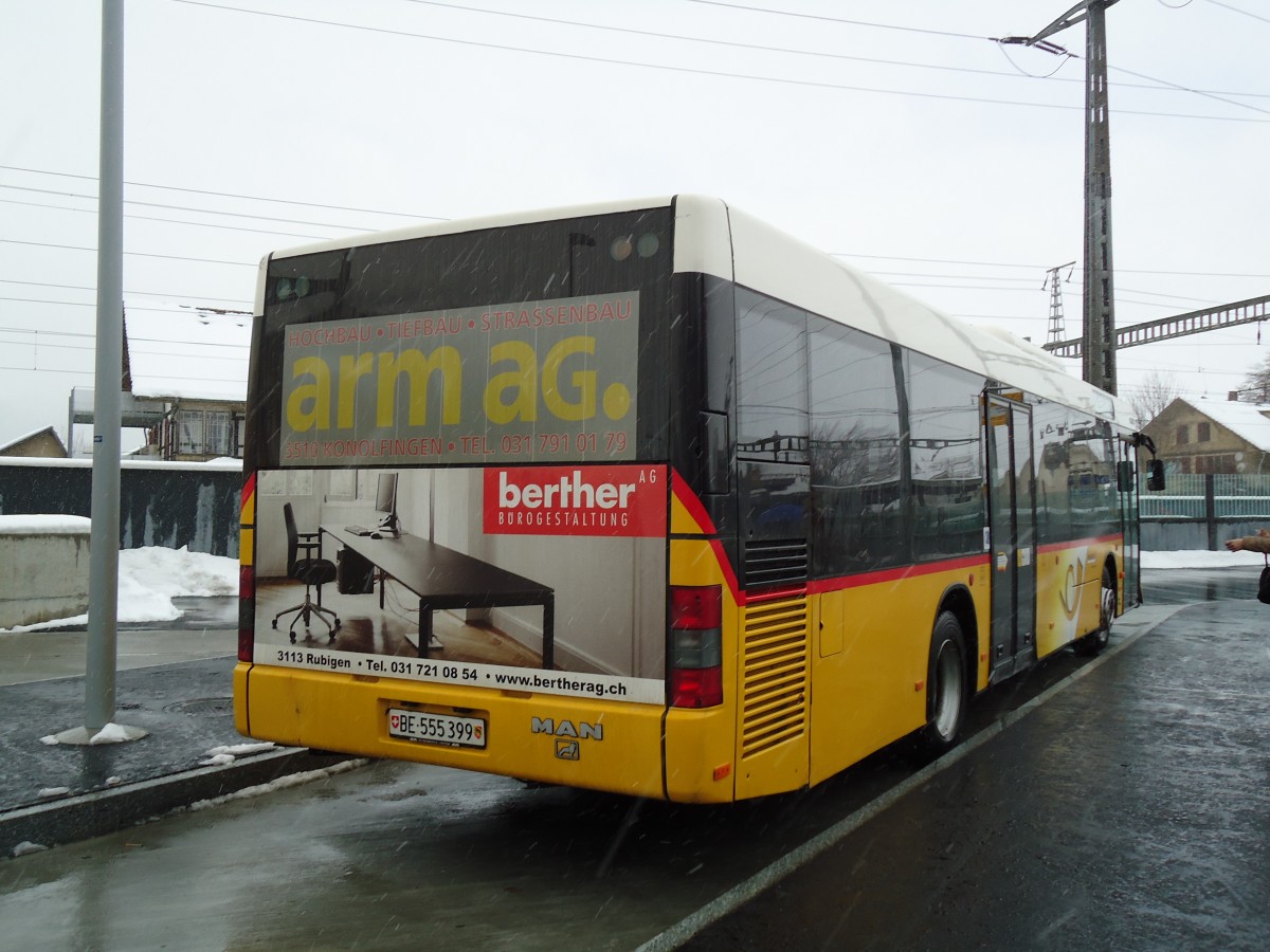 (142'442) - Lengacher, Mnsingen - Nr. 1/BE 555'399 - MAN am 10. Dezember 2012 beim Bahnhof Mnsingen