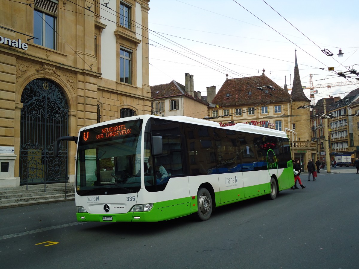 (142'742) - transN, La Chaux-de-Fonds - Nr. 335/NE 95'335 - Mercedes (ex TRN La Chaux-de-Fonds Nr. 335) am 29. Dezember 2012 in Neuchtel, Place Pury