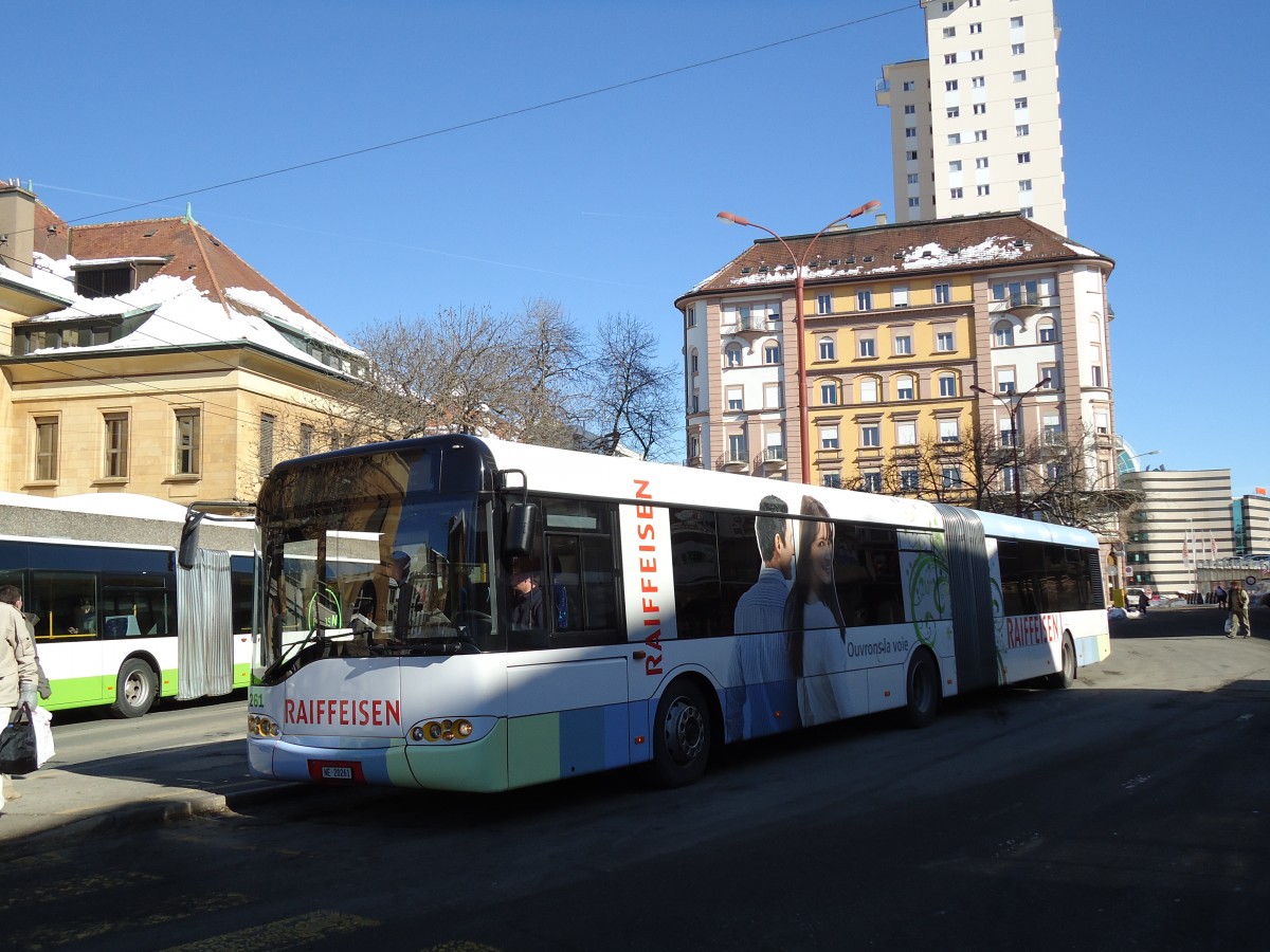 (143'227) - transN, La Chaux-de-Fonds - Nr. 261/NE 20'261 - Solaris (ex VR La Chaux-de-Fonds Nr. 261) am 19. Februar 2013 beim Bahnhof La Chaux-de-Fonds