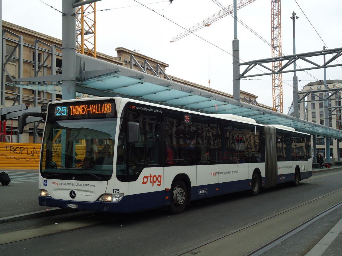 (143'333) - TPG Genve - Nr. 175/GE 960'559 - Mercedes am 22. Februar 2013 beim Bahnhof Genve