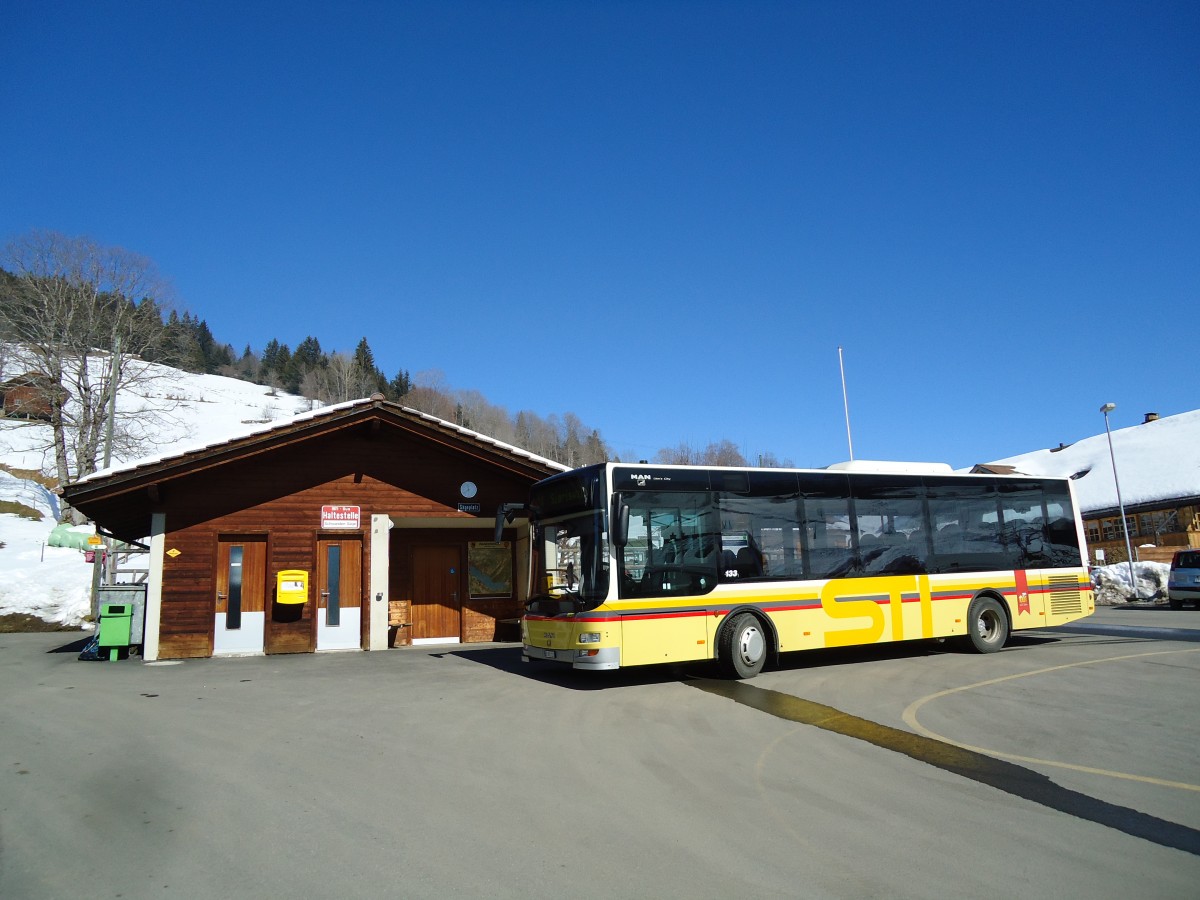 (143'451) - STI Thun - Nr. 133/BE 801'133 - MAN/Gppel am 4. Mrz 2013 in Schwanden, Sge