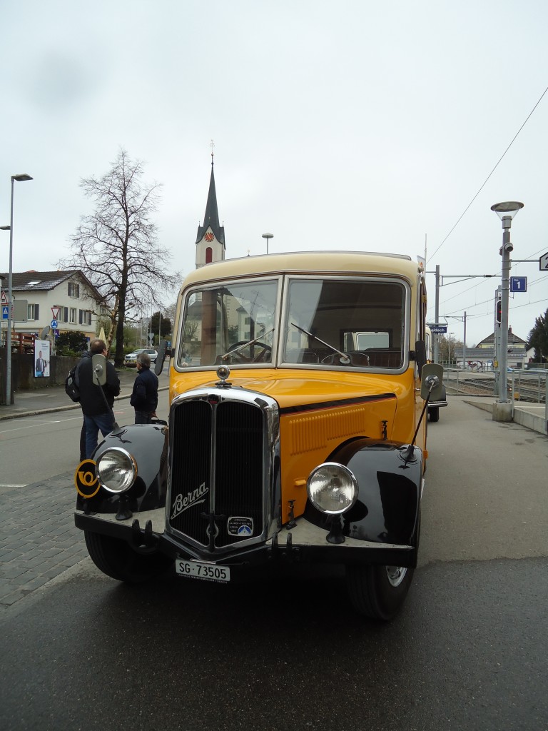 (143'709) - Baumgartner, Horn - Nr. 1/SG 73'505 - Berna/Saurer (ex Chiesa, Minusio) am 20. April 2013 beim Bahnhof Goldach